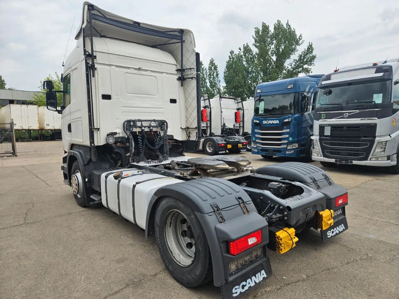 Scania R450 Hydraulics, HighLine, Standklima 2 units - وحدة جر: صورة 4 Scania R450 Hydraulics, HighLine, Standklima 2 units - وحدة جر: صورة 4