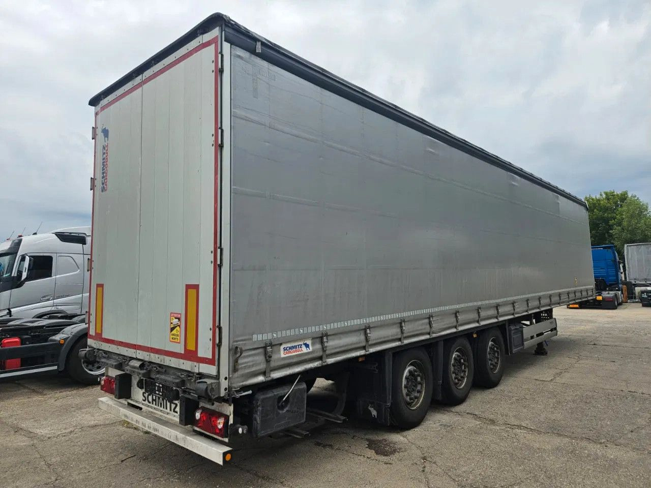 Schmitz Cargobull SCB S3T Standard 3 units! Lifting Axle A&C, XL C - نصف مقطورة ستارة: صورة 4 Schmitz Cargobull SCB S3T Standard 3 units! Lifting Axle A&C, XL C - نصف مقطورة ستارة: صورة 4