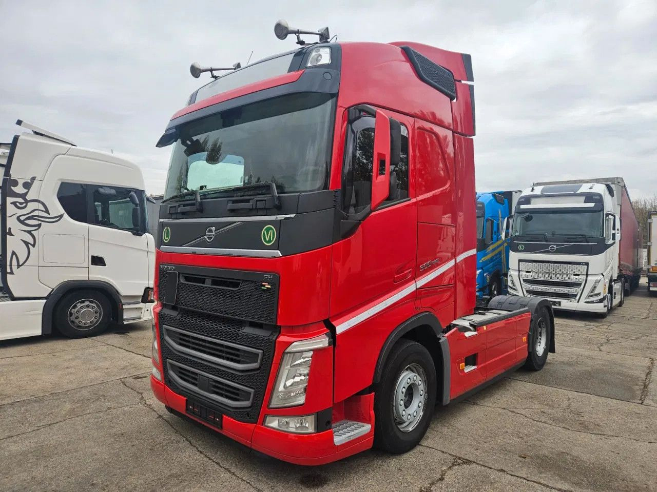 Volvo FH 500 I-Park, Full Spoiler, TV stand - وحدة جر: صورة 1 Volvo FH 500 I-Park, Full Spoiler, TV stand - وحدة جر: صورة 1