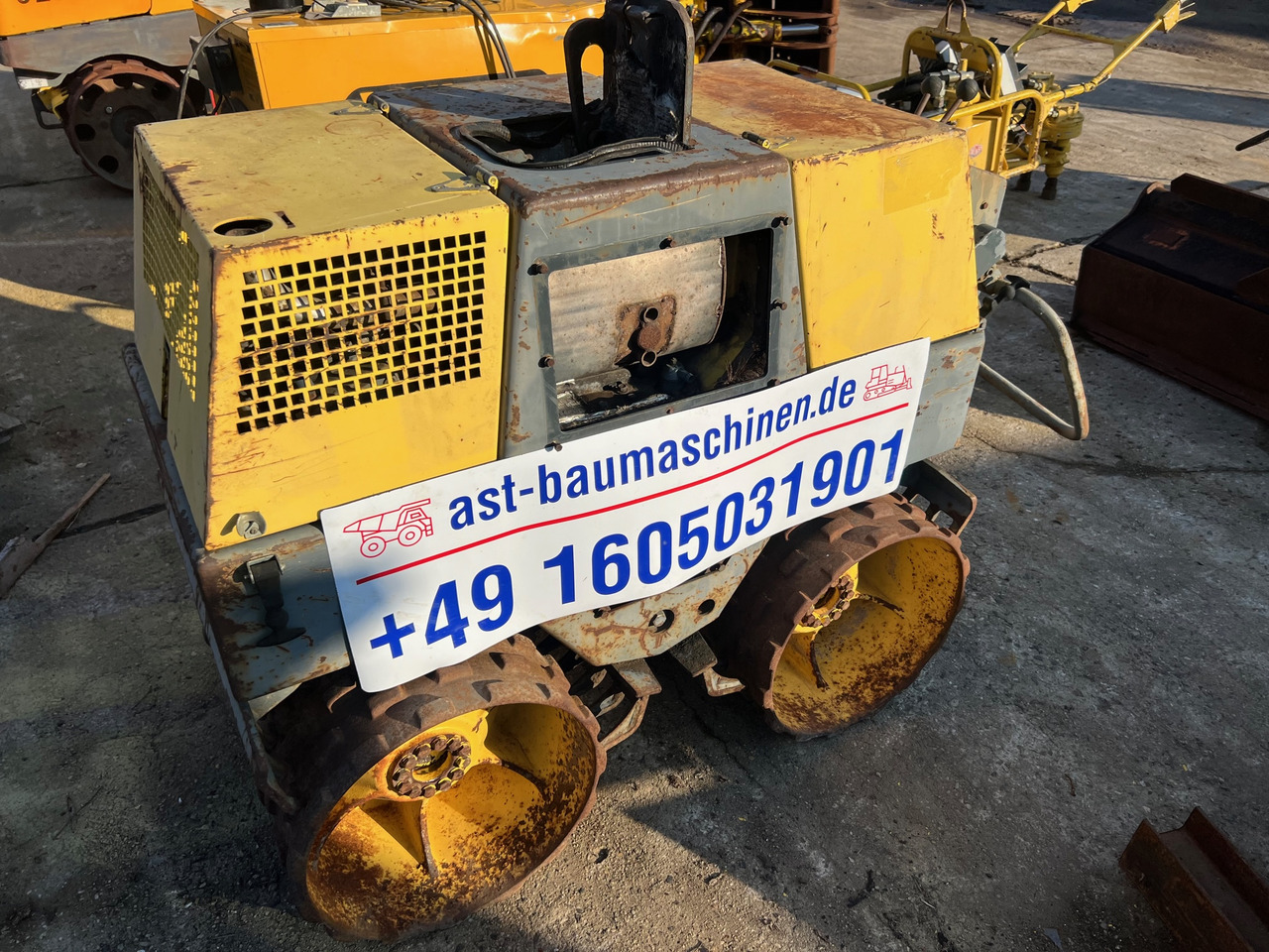 BOMAG 850T - مدحلة صغيرة: صورة 1 BOMAG 850T - مدحلة صغيرة: صورة 1