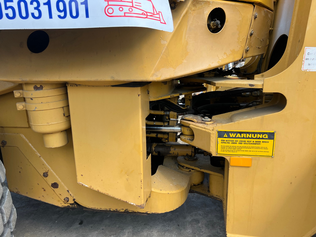 آلات البناء CATERPILLAR 926E: صورة 5