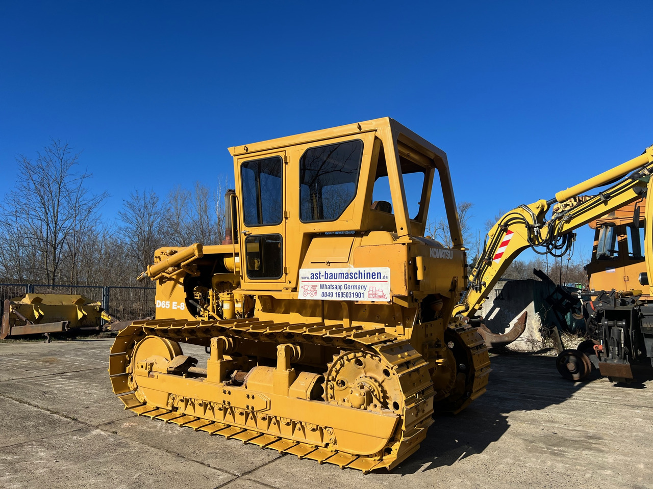 KOMATSU D65-E - جرافة: صورة 3 KOMATSU D65-E - جرافة: صورة 3