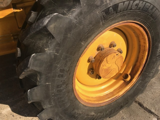 رافعة تلسكوبية KOMATSU WH713-1 Turbo: صورة 12 رافعة تلسكوبية KOMATSU WH713-1 Turbo: صورة 12