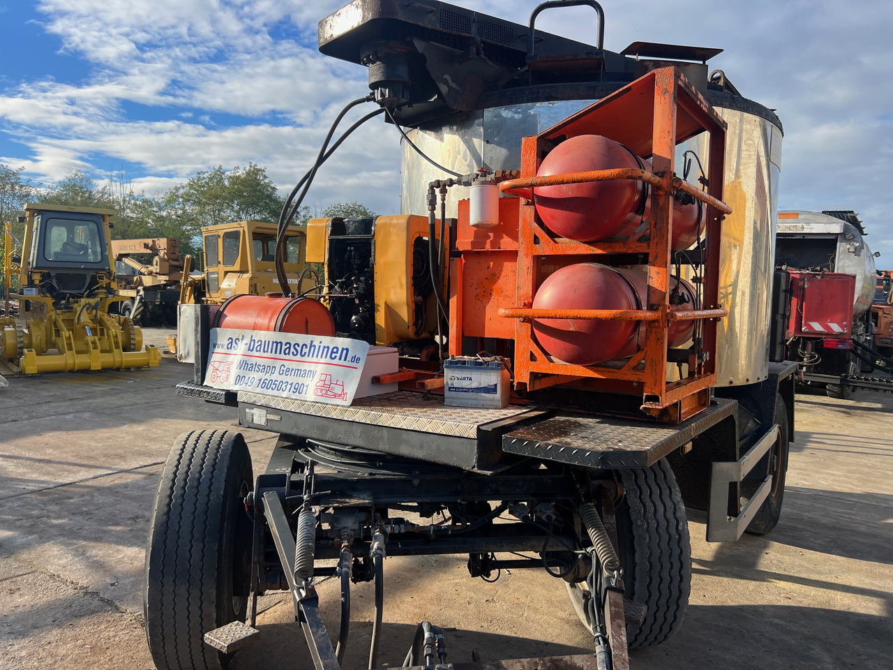 Linnhoff Gusskocher GTH 12 stehend - آلات البناء: صورة 5 Linnhoff Gusskocher GTH 12 stehend - آلات البناء: صورة 5