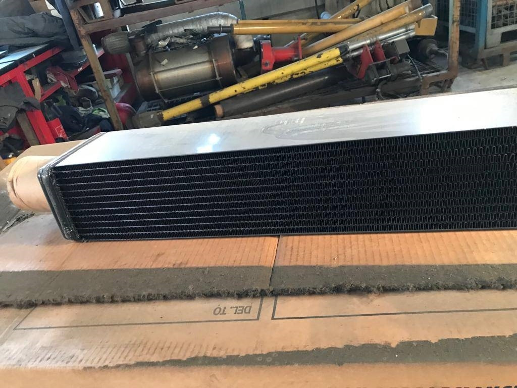 CAT 223-5118 - مبرد المحرك - آلات البناء: صورة 3 CAT 223-5118 - مبرد المحرك - آلات البناء: صورة 3