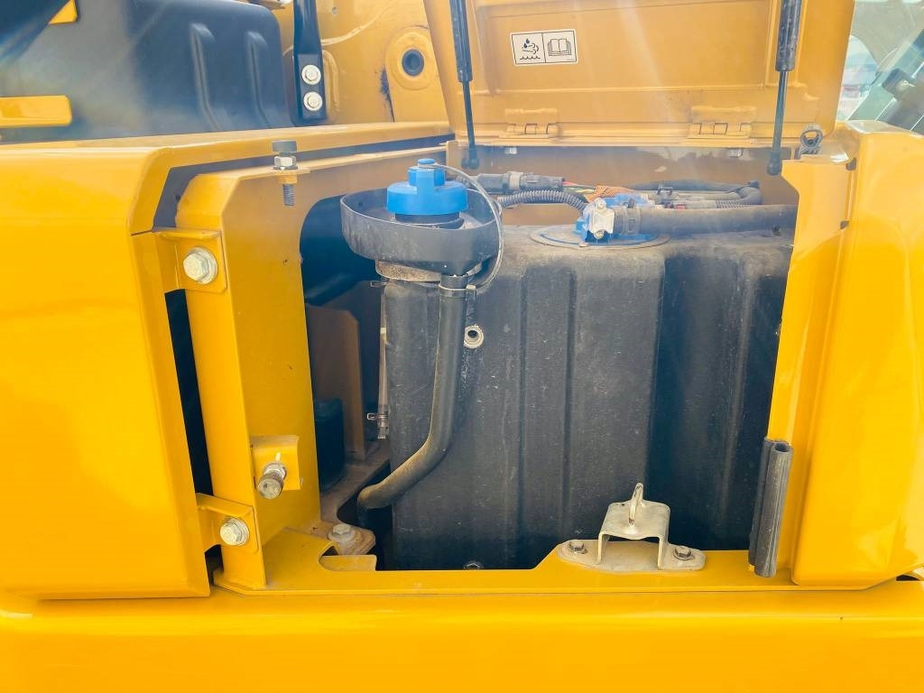 حفار زحاف CAT 317: صورة 11