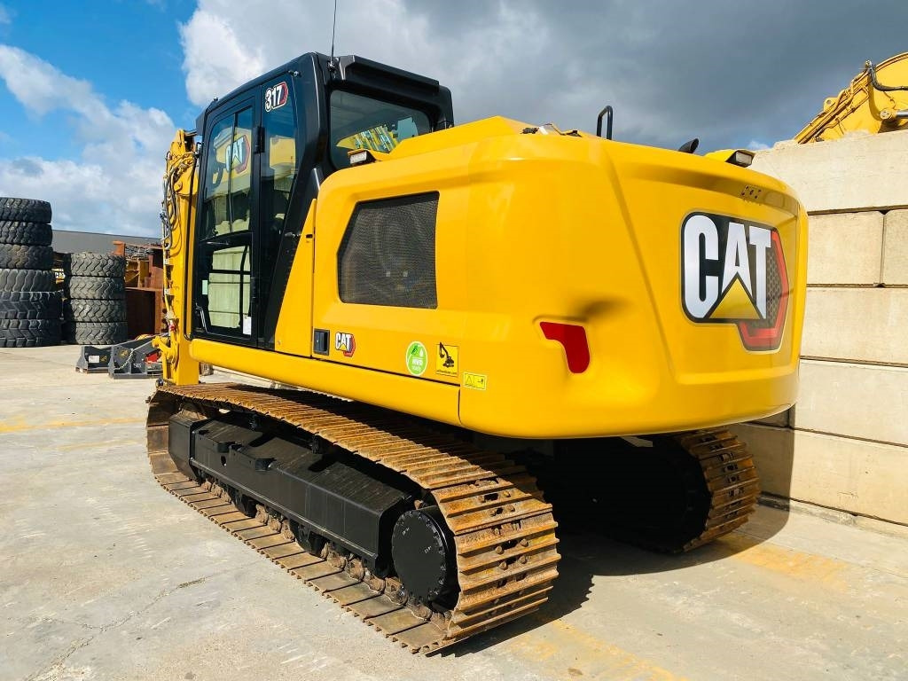 حفار زحاف CAT 317: صورة 6