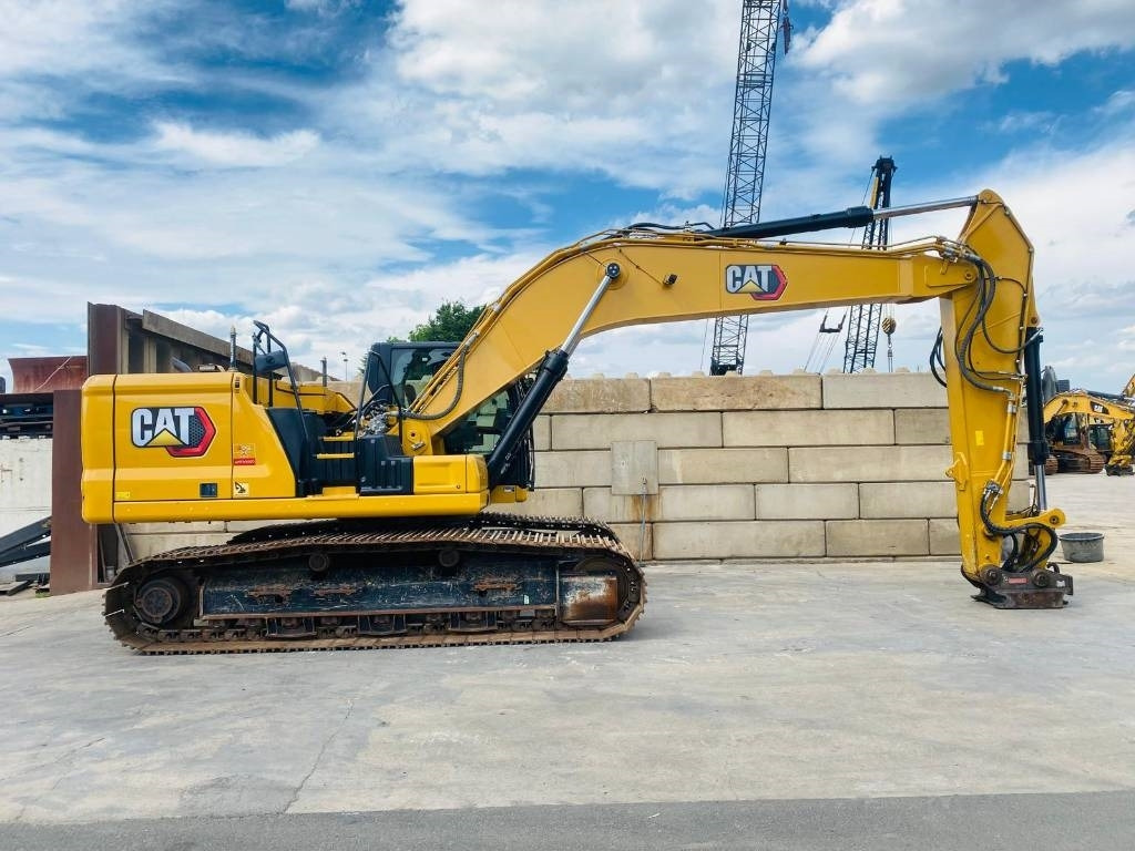 CAT 330 - حفار زحاف: صورة 2 CAT 330 - حفار زحاف: صورة 2