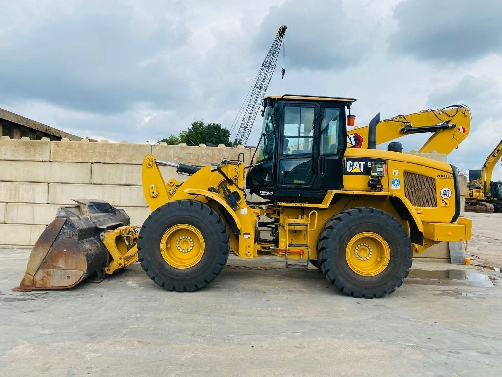 CAT 926m - اللودر بعجل: صورة 1 CAT 926m - اللودر بعجل: صورة 1