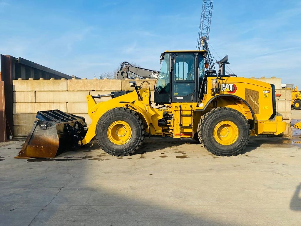 CAT 950 GC - اللودر بعجل: صورة 1 CAT 950 GC - اللودر بعجل: صورة 1