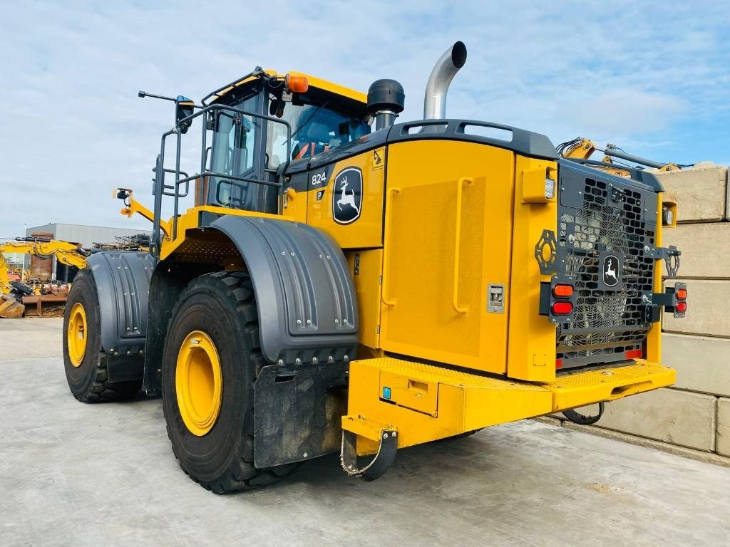 John Deere 824p - اللودر بعجل: صورة 5 John Deere 824p - اللودر بعجل: صورة 5