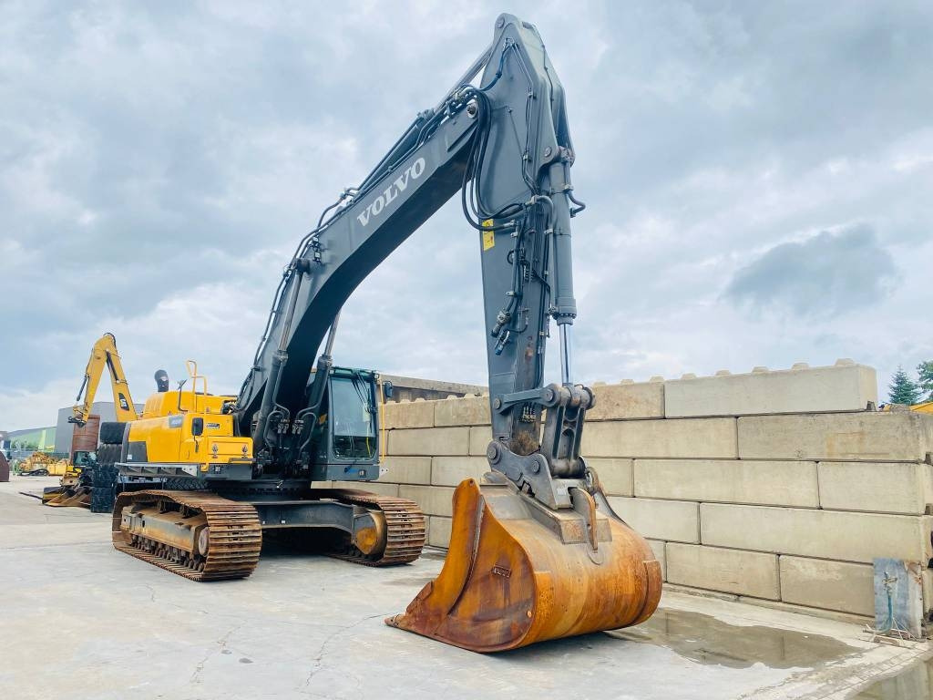 Volvo EC 480 D L - حفار زحاف: صورة 2 Volvo EC 480 D L - حفار زحاف: صورة 2