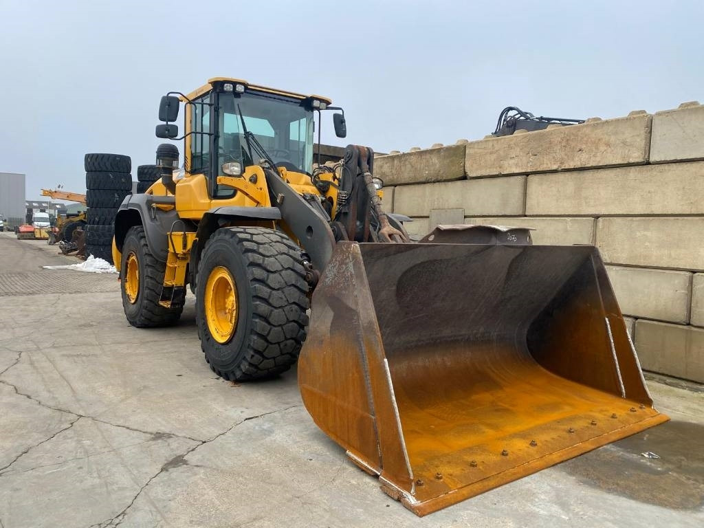 Volvo L 110 H - اللودر بعجل: صورة 4 Volvo L 110 H - اللودر بعجل: صورة 4
