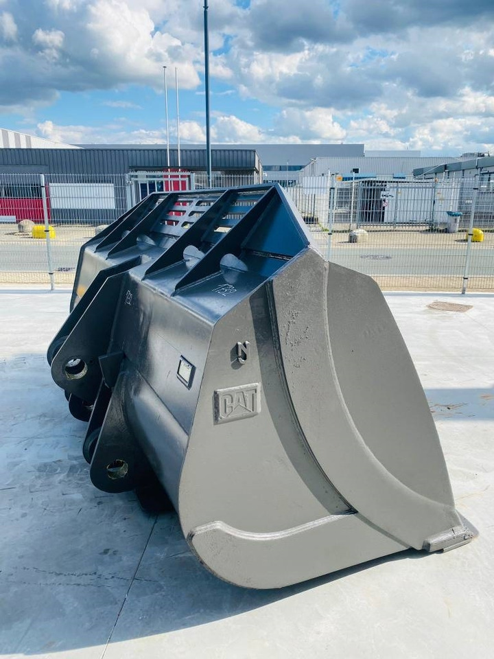 Volvo L 250 G Bucket - بكت - آلات البناء: صورة 2 Volvo L 250 G Bucket - بكت - آلات البناء: صورة 2