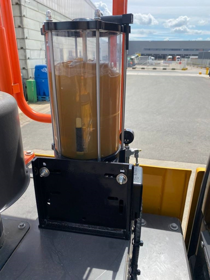 حفار زحاف Volvo ec220el: صورة 9 حفار زحاف Volvo ec220el: صورة 9