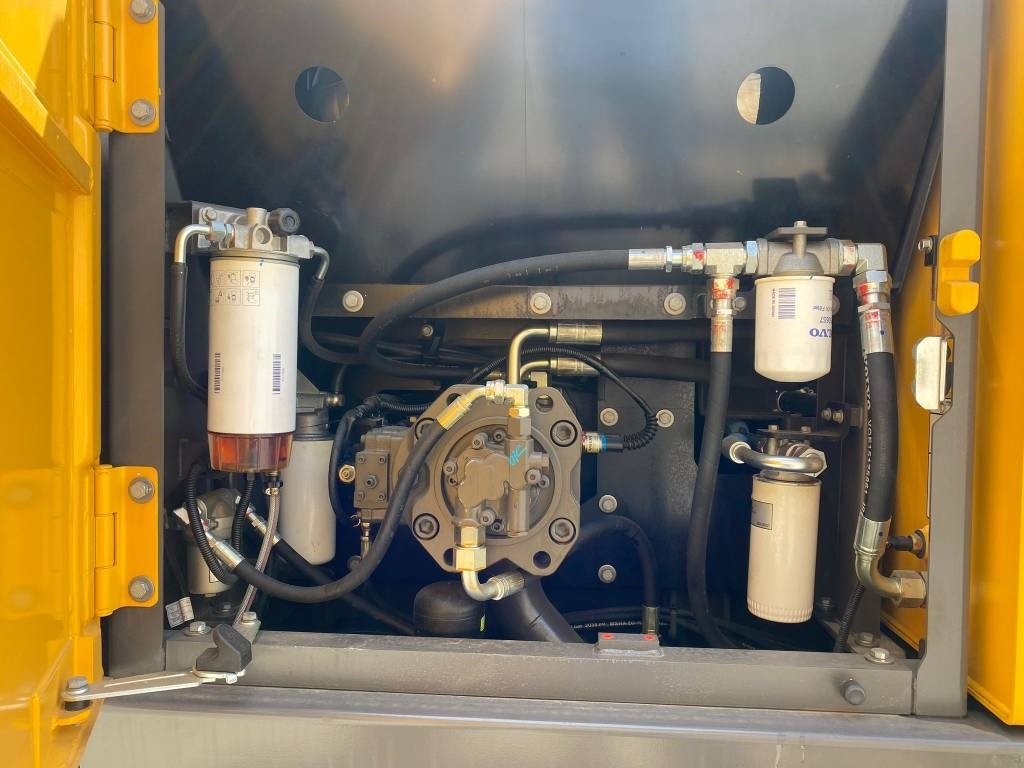 حفار زحاف Volvo ec220el: صورة 13 حفار زحاف Volvo ec220el: صورة 13