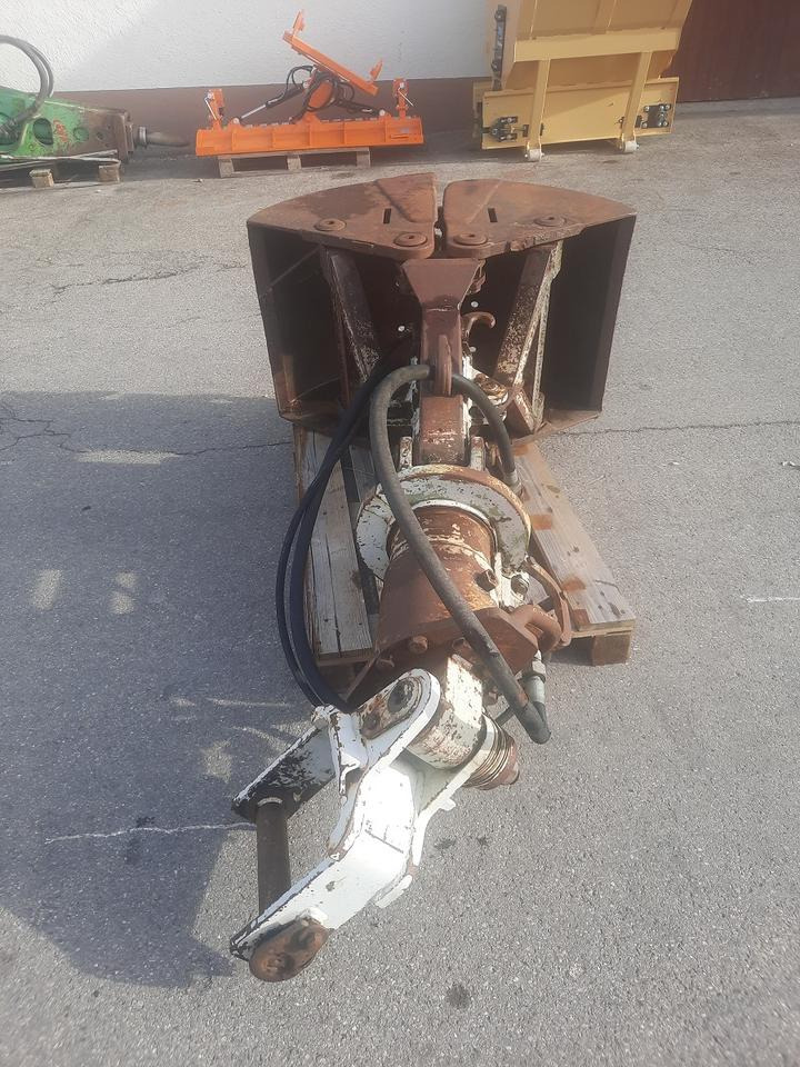 Greifer 70 Schalengreifer Pendelgreifer Erdgreifer Bagger Cat - دلو انتزاع: صورة 1 Greifer 70 Schalengreifer Pendelgreifer Erdgreifer Bagger Cat - دلو انتزاع: صورة 1