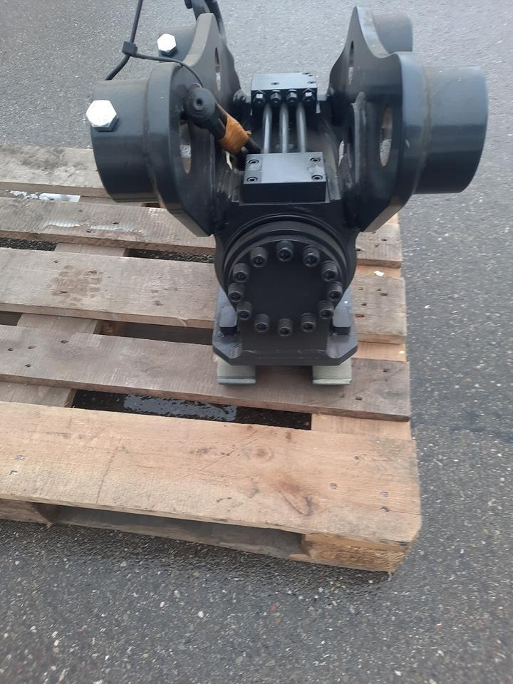 Rädlinger Tilt 3,5 -5 to Powertilt Minibagger Schwenkmotor Yanmar - مُلحق الحفار الدوار - حفارة مُصَّغرة: صورة 4 Rädlinger Tilt 3,5 -5 to Powertilt Minibagger Schwenkmotor Yanmar - مُلحق الحفار الدوار - حفارة مُصَّغرة: صورة 4