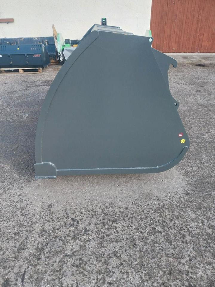 Schaufel XXL Volumen Schlepper Radlader Teleskoplader Fendt Cat - بكت شيول: صورة 5 Schaufel XXL Volumen Schlepper Radlader Teleskoplader Fendt Cat - بكت شيول: صورة 5