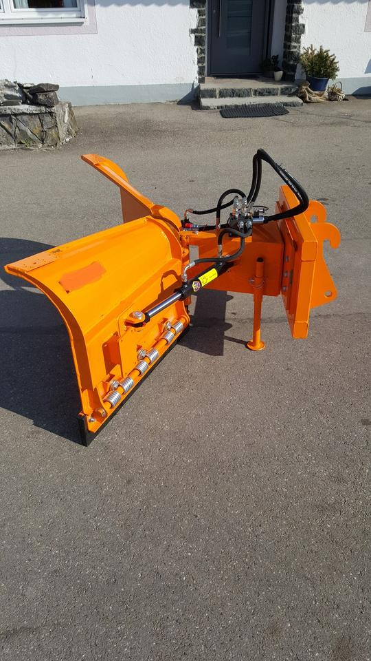 Schneeschild Vario 1,8m Schlepper Radlader Hoflader Euro Fendt - كاسحة ثلوج: صورة 2 Schneeschild Vario 1,8m Schlepper Radlader Hoflader Euro Fendt - كاسحة ثلوج: صورة 2