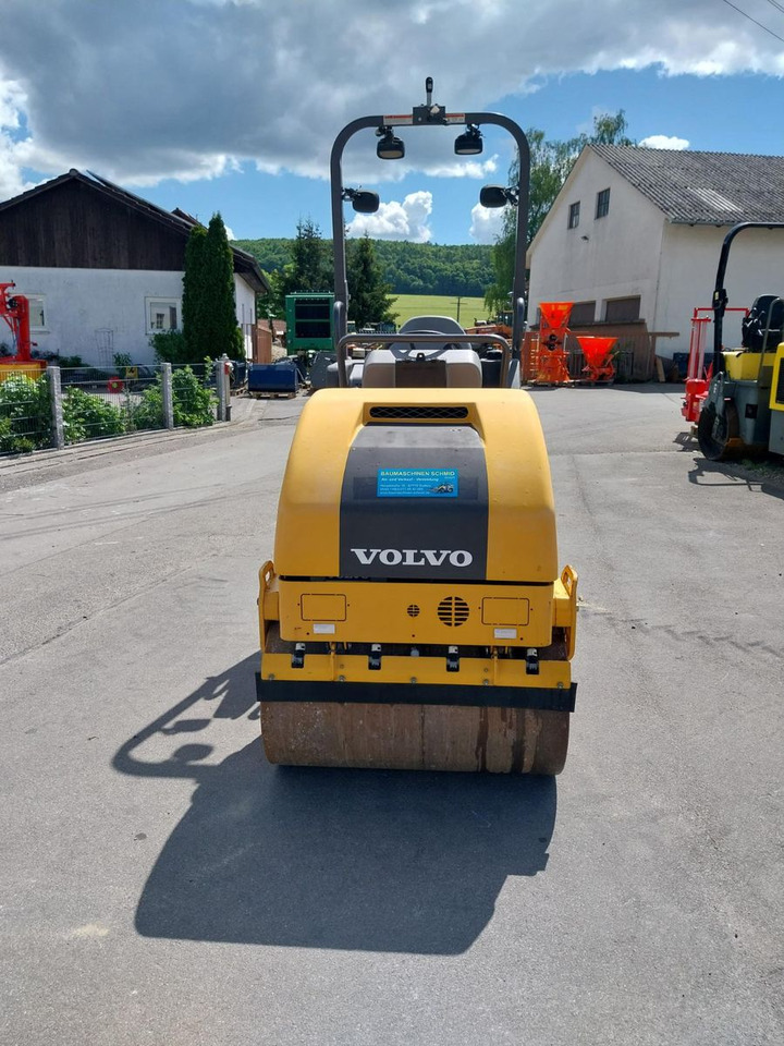 Volvo 15VDD - مدحلة: صورة 2 Volvo 15VDD - مدحلة: صورة 2