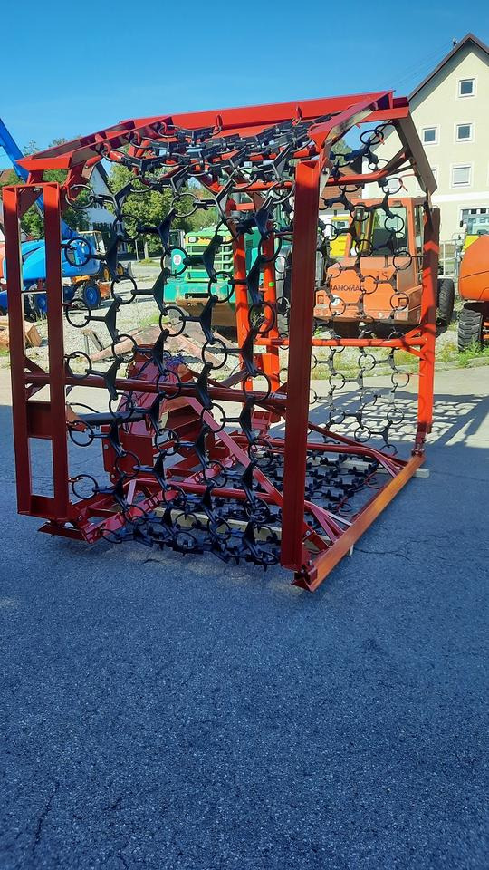 Wiesenegge 6 - 8m Wiesenstriegel Wiesenschleppe Traktor Egge - مسلفة سلسلية: صورة 3 Wiesenegge 6 - 8m Wiesenstriegel Wiesenschleppe Traktor Egge - مسلفة سلسلية: صورة 3