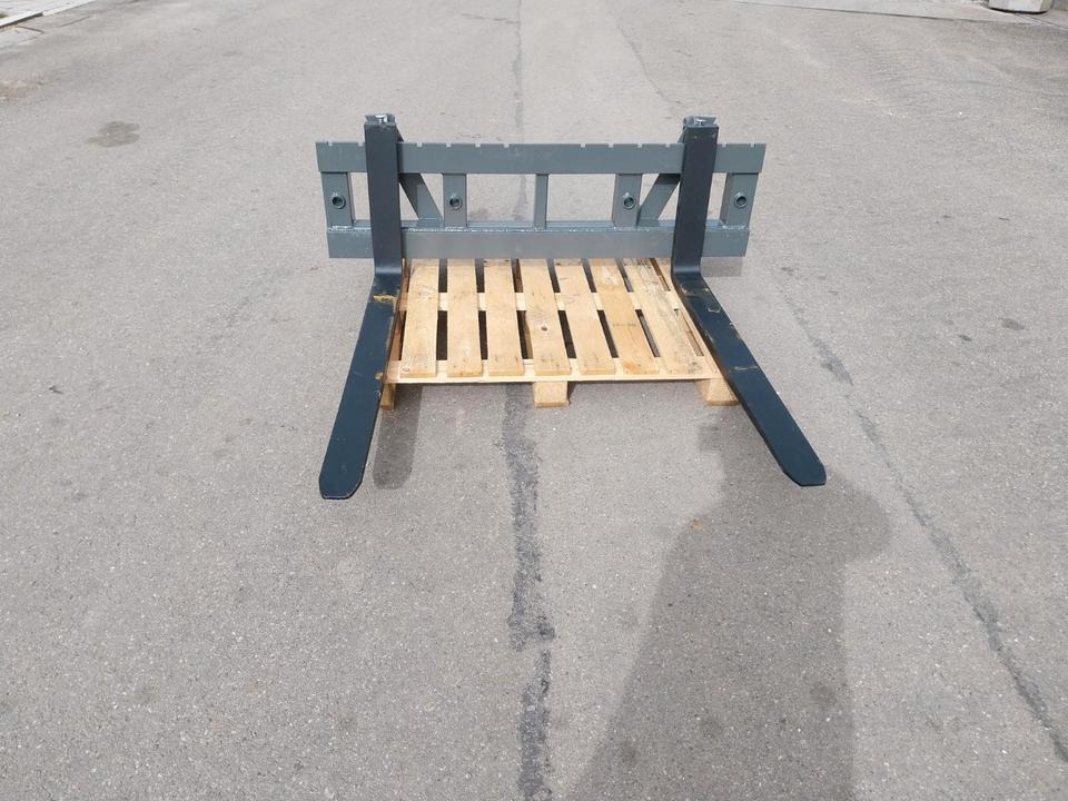 Neue Palettengabel 2,5to 1,5m breit Euro Gabel Frontlader Fendt - شوكة: صورة 2 Neue Palettengabel 2,5to 1,5m breit Euro Gabel Frontlader Fendt - شوكة: صورة 2