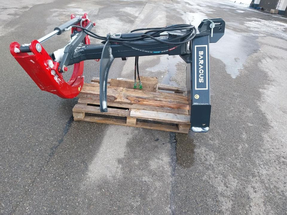 Schwenkbar Rückezange Holzzange 3 Punkt Forstzange Traktor - آلة قطع الأشجار: صورة 4 Schwenkbar Rückezange Holzzange 3 Punkt Forstzange Traktor - آلة قطع الأشجار: صورة 4