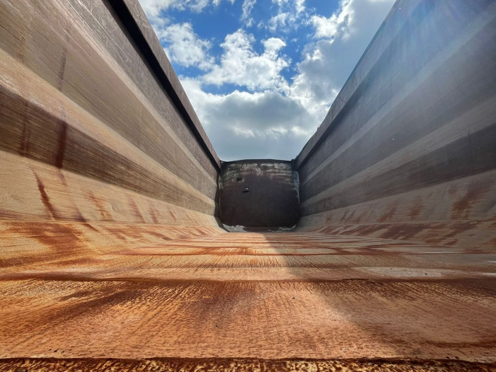 KEMPF KEMPF Hinterkippmulde Kippauflieger SKM 35/3 40m³ Stahl - قلابة نصف مقطورة نصف مقطورة قلابة: صورة 5 KEMPF KEMPF Hinterkippmulde Kippauflieger SKM 35/3 40m³ Stahl - قلابة نصف مقطورة نصف مقطورة قلابة: صورة 5