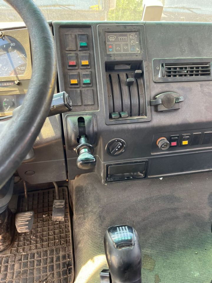 شاحنة ذات خطاف, شاحنة كرين MAN MAN F2000 Abrollkipper mit Kran 27.342 6x4: صورة 7 شاحنة ذات خطاف, شاحنة كرين MAN MAN F2000 Abrollkipper mit Kran 27.342 6x4: صورة 7