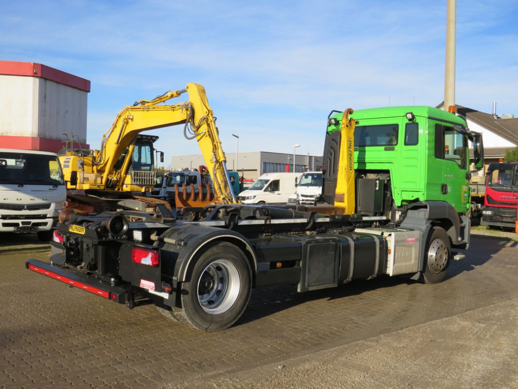 MAN MAN TG-S Abrollkipper 18.320 BL - شاحنة ذات خطاف: صورة 4 MAN MAN TG-S Abrollkipper 18.320 BL - شاحنة ذات خطاف: صورة 4