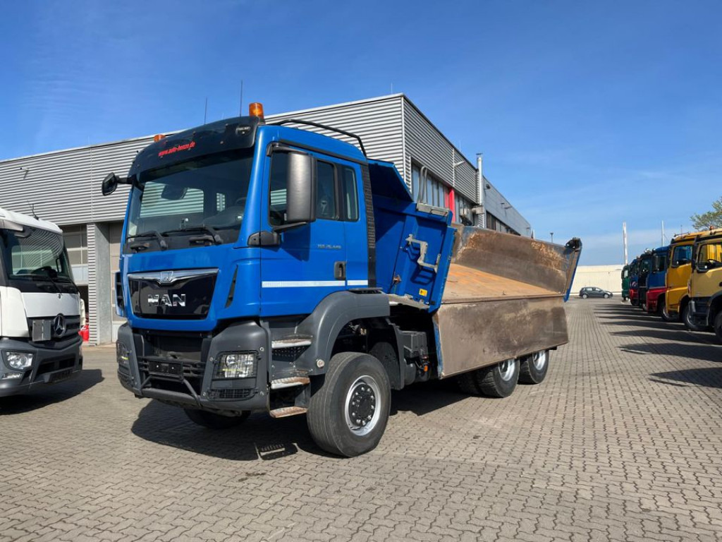 MAN TG-S 26.440 6x6 3-Achs Allradkipper Bordmatik Schalter - شاحنة قلاب: صورة 1 MAN TG-S 26.440 6x6 3-Achs Allradkipper Bordmatik Schalter - شاحنة قلاب: صورة 1