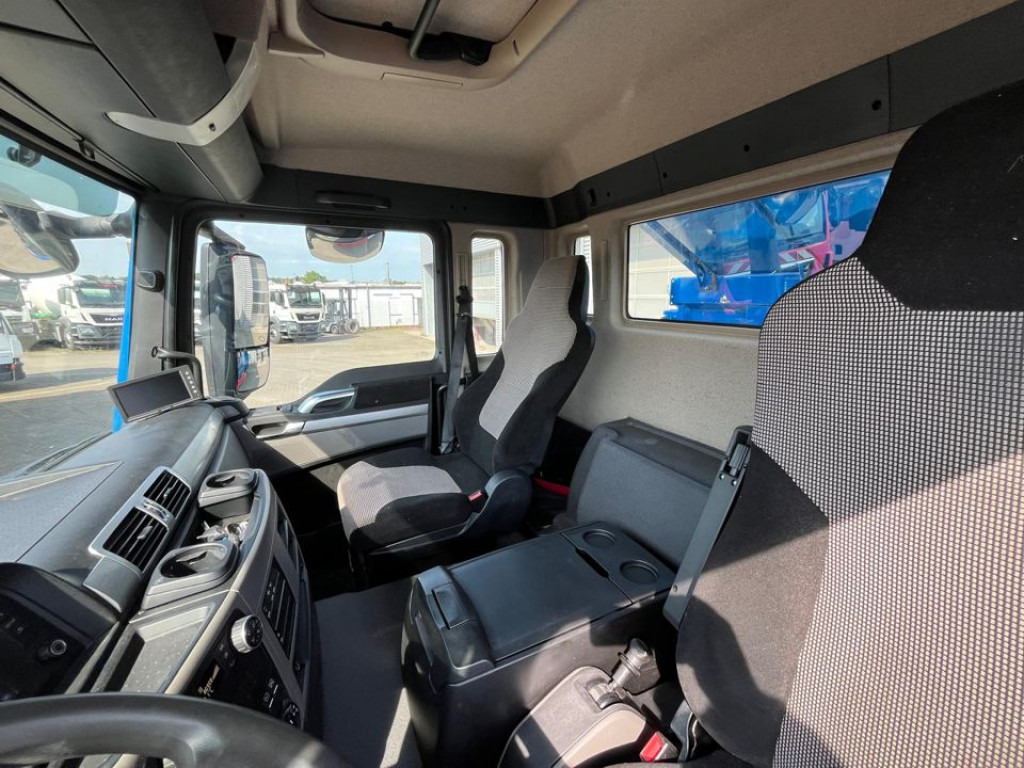 MAN TG-S 26.500 6x6 BB 3-Achs Allradkipper Bordmatik - شاحنة قلاب: صورة 4 MAN TG-S 26.500 6x6 BB 3-Achs Allradkipper Bordmatik - شاحنة قلاب: صورة 4