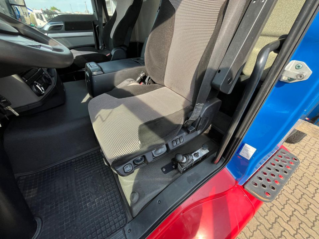 MAN TG-S 26.500 6x6 BB 3-Achs Allradkipper Bordmatik - شاحنة قلاب: صورة 5 MAN TG-S 26.500 6x6 BB 3-Achs Allradkipper Bordmatik - شاحنة قلاب: صورة 5