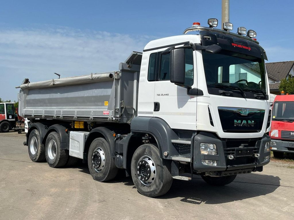 MAN TG-S 35.440 8x4 BB 4-Achs Kipper MeillerBordmati - شاحنة قلاب: صورة 2 MAN TG-S 35.440 8x4 BB 4-Achs Kipper MeillerBordmati - شاحنة قلاب: صورة 2