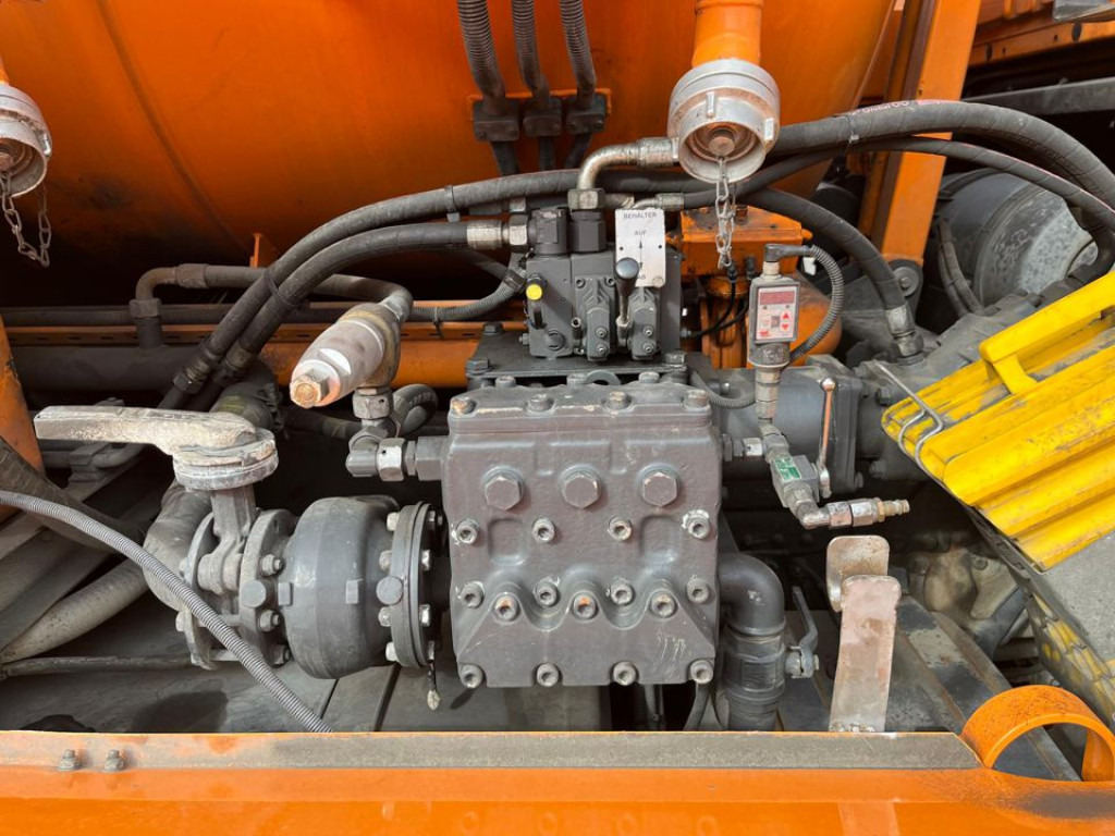 MERCEDES-BENZ Actros 2546 L 6x2 Saug + Spülwagen super Zustand ADR - شاحنة الشفط: صورة 5 MERCEDES-BENZ Actros 2546 L 6x2 Saug + Spülwagen super Zustand ADR - شاحنة الشفط: صورة 5