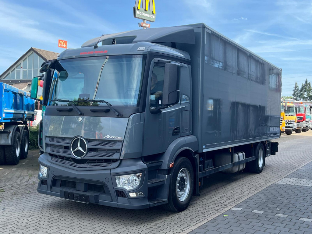 MERCEDES-BENZ Antos 1830 L nR 4x2 Standardkoffer LBW LBW 2to+Funk - شاحنة مقفلة: صورة 1 MERCEDES-BENZ Antos 1830 L nR 4x2 Standardkoffer LBW LBW 2to+Funk - شاحنة مقفلة: صورة 1