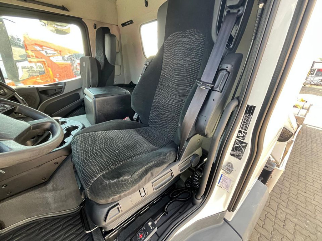 MERCEDES-BENZ Antos 2543 L 6x2 Abrollkipper mit Kran Funk+Greiferst. - شاحنة ذات خطاف, شاحنة كرين: صورة 3 MERCEDES-BENZ Antos 2543 L 6x2 Abrollkipper mit Kran Funk+Greiferst. - شاحنة ذات خطاف, شاحنة كرين: صورة 3