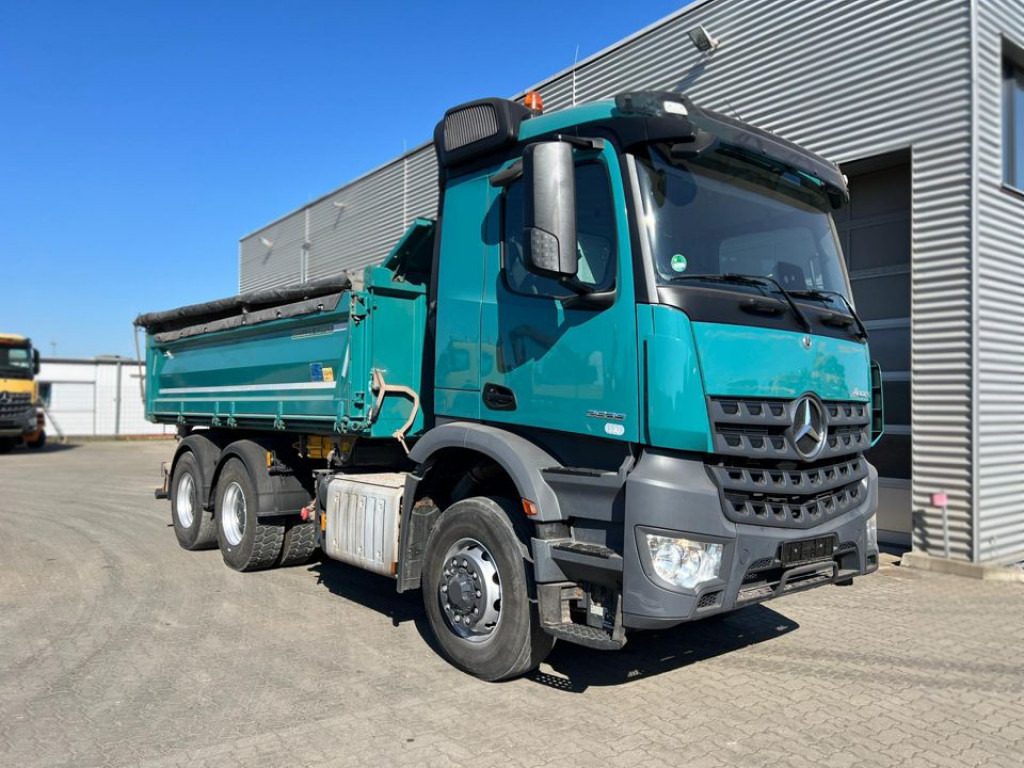 MERCEDES-BENZ Arocs 2636 6x6 HAD 3-Achs Allradkipper Meiller - شاحنة قلاب: صورة 2 MERCEDES-BENZ Arocs 2636 6x6 HAD 3-Achs Allradkipper Meiller - شاحنة قلاب: صورة 2