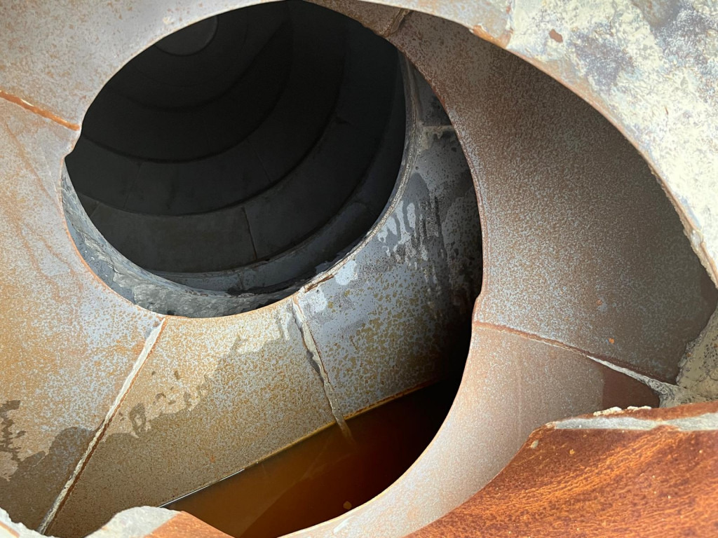 MERCEDES-BENZ Arocs 3240 B 8x4 Betonmischer Deutsch Top AP Achsen - شاحنة: صورة 5 MERCEDES-BENZ Arocs 3240 B 8x4 Betonmischer Deutsch Top AP Achsen - شاحنة: صورة 5