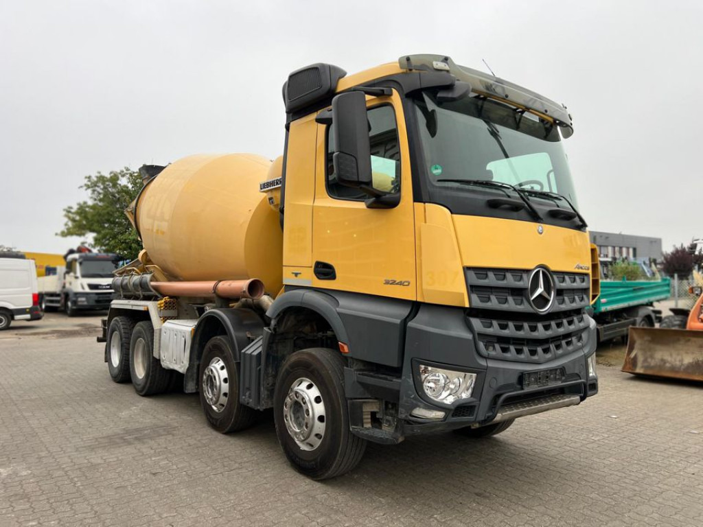 MERCEDES-BENZ Arocs 3240 B 8x4 Betonmischer Deutsch Top Liebherr - شاحنة: صورة 2 MERCEDES-BENZ Arocs 3240 B 8x4 Betonmischer Deutsch Top Liebherr - شاحنة: صورة 2