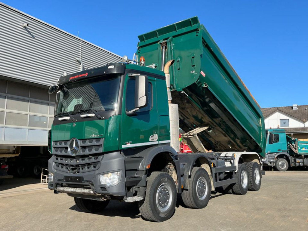 MERCEDES-BENZ Arocs 4145 8x8 4 Achs Muldenkipper Meiller - شاحنة قلاب: صورة 1 MERCEDES-BENZ Arocs 4145 8x8 4 Achs Muldenkipper Meiller - شاحنة قلاب: صورة 1