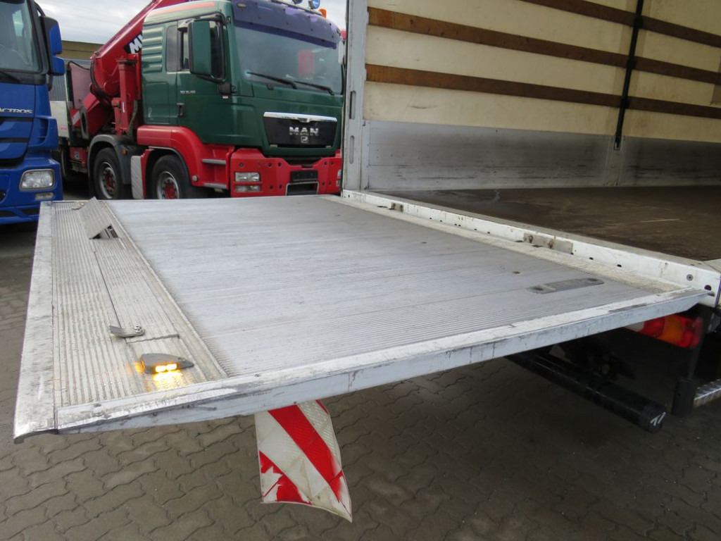 MERCEDES-BENZ Atego 818 L Pritsche LBW LBW 1 to AHK+Luftans - شاحنة ستارة جانبية: صورة 4 MERCEDES-BENZ Atego 818 L Pritsche LBW LBW 1 to AHK+Luftans - شاحنة ستارة جانبية: صورة 4
