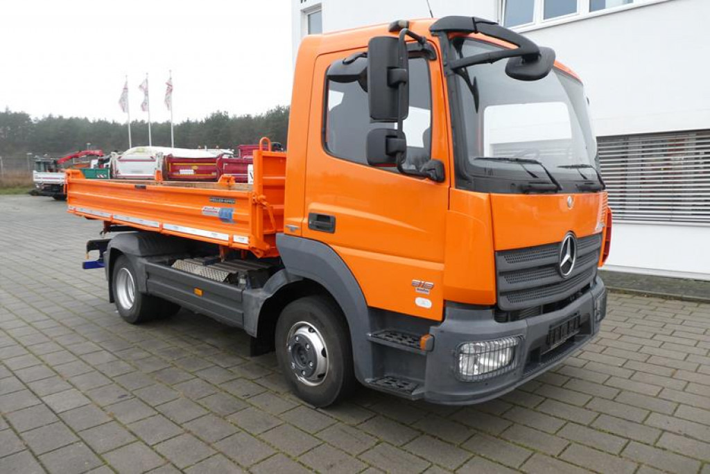 MERCEDES-BENZ Mercedes-Benz Atego 2-Achs Kipper 818 K Schalter - شاحنة قلاب: صورة 2 MERCEDES-BENZ Mercedes-Benz Atego 2-Achs Kipper 818 K Schalter - شاحنة قلاب: صورة 2