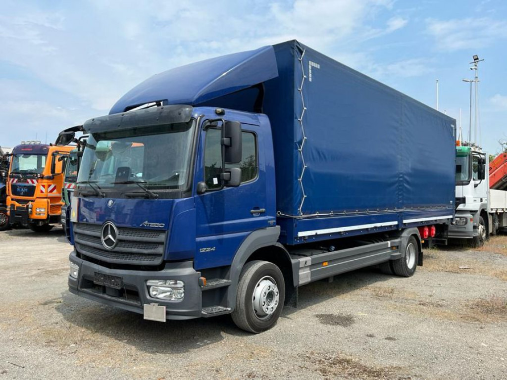 MERCEDES-BENZ Mercedes-Benz Atego Pritsche LBW 1224 L LBW 1.5to - شاحنة ستارة: صورة 1 MERCEDES-BENZ Mercedes-Benz Atego Pritsche LBW 1224 L LBW 1.5to - شاحنة ستارة: صورة 1