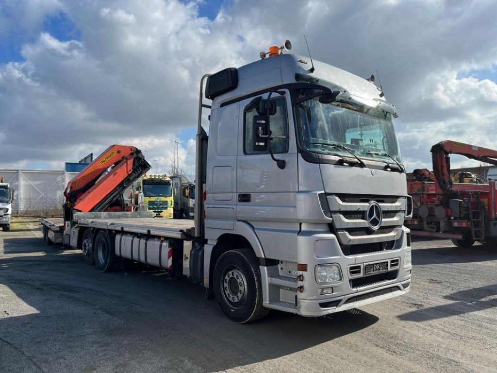 Mercedes-Benz Actros 2541 Pritsche Heckkran Palfinger PK 40002 - شاحنة كرين: صورة 2 Mercedes-Benz Actros 2541 Pritsche Heckkran Palfinger PK 40002 - شاحنة كرين: صورة 2