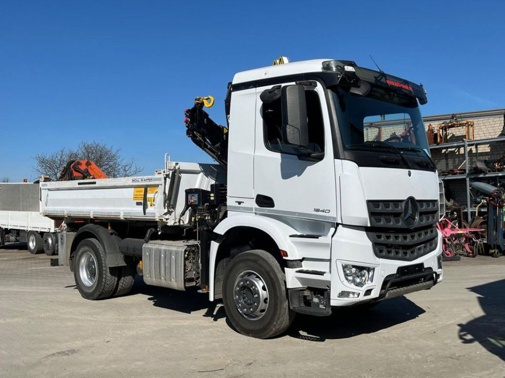 Mercedes-Benz Arocs 1840 K 2-Achs Kipper Kran Funk - شاحنة قلاب, شاحنة كرين: صورة 2 Mercedes-Benz Arocs 1840 K 2-Achs Kipper Kran Funk - شاحنة قلاب, شاحنة كرين: صورة 2