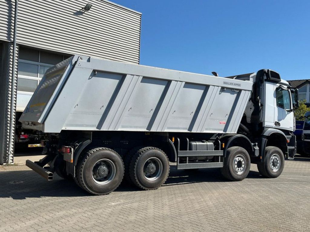 Mercedes-Benz Arocs 4153 8x6 4 Achs Muldenkipper Meiller - شاحنة قلاب: صورة 3 Mercedes-Benz Arocs 4153 8x6 4 Achs Muldenkipper Meiller - شاحنة قلاب: صورة 3