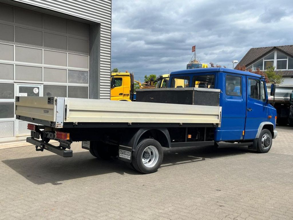 Mercedes-Benz Vario 614 D Pritsche Doppelkabine LKW Motor 4.3 - شاحنة مفتوحة, الشاحنات الصغيرة كابينة مزدوجة: صورة 4 Mercedes-Benz Vario 614 D Pritsche Doppelkabine LKW Motor 4.3 - شاحنة مفتوحة, الشاحنات الصغيرة كابينة مزدوجة: صورة 4