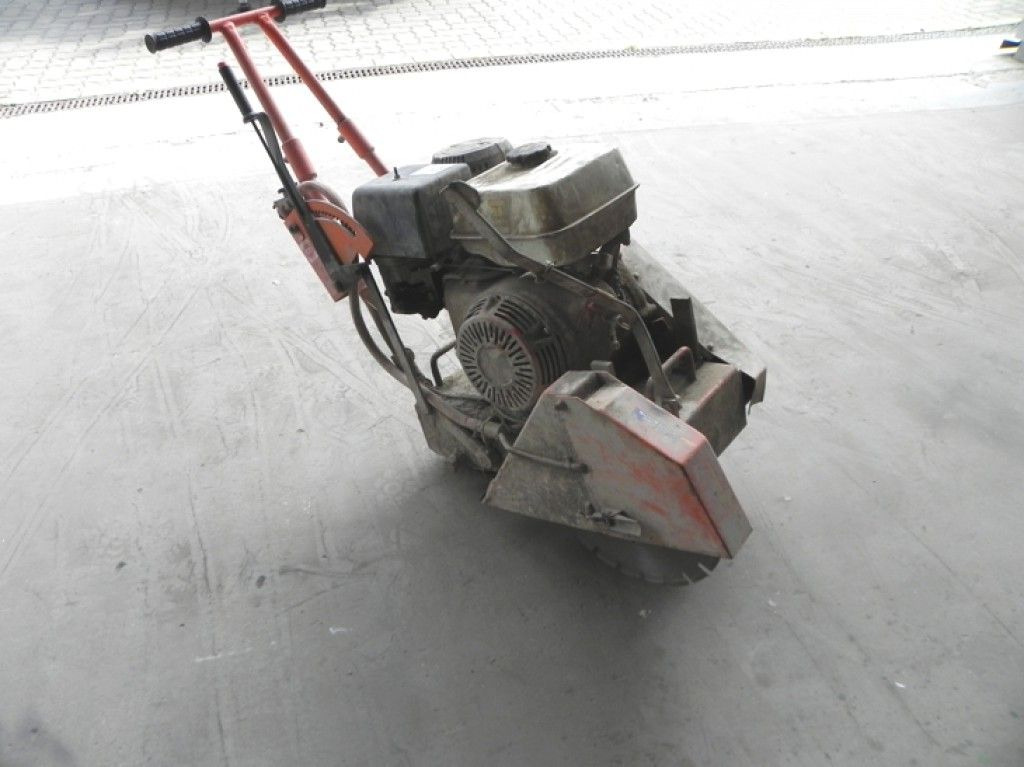 Norton Clipper C 85 Kleinteile - معدات البناء: صورة 4 Norton Clipper C 85 Kleinteile - معدات البناء: صورة 4